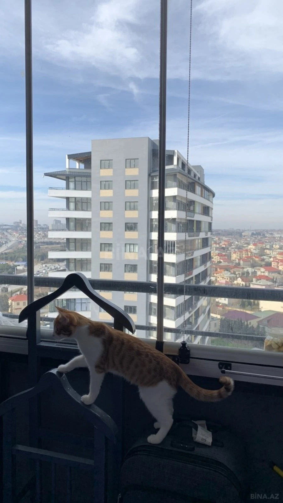 Satılır 2 otaqlı mənzil 80.5 m²