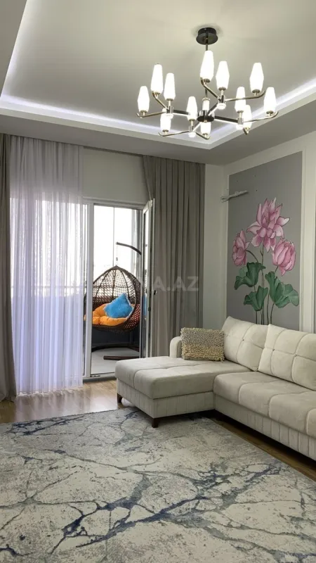 Satılır 2 otaqlı mənzil 80.5 m²