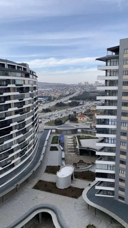 Satılır 2 otaqlı mənzil 80.5 m²