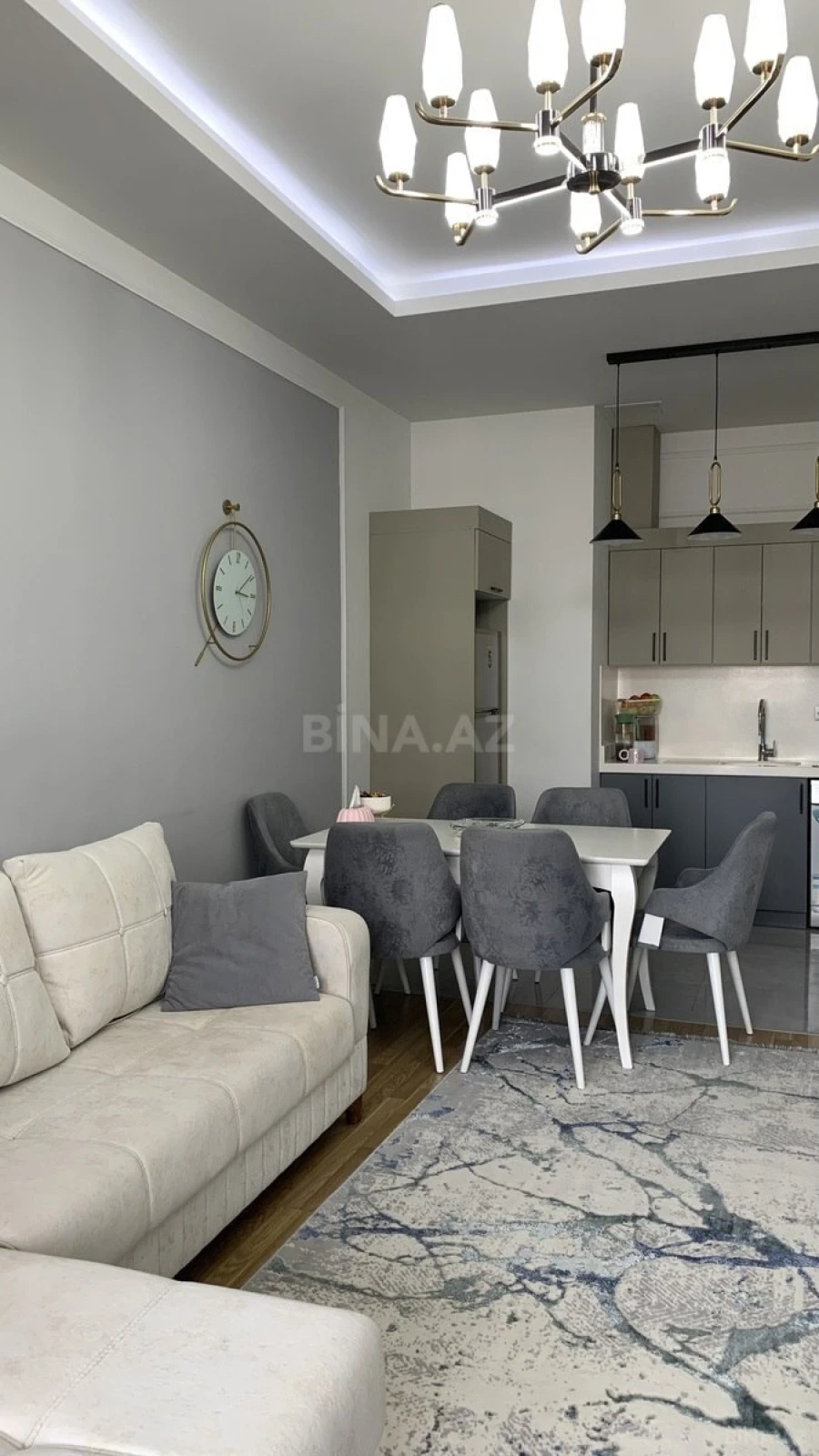 Satılır 2 otaqlı mənzil 80.5 m²
