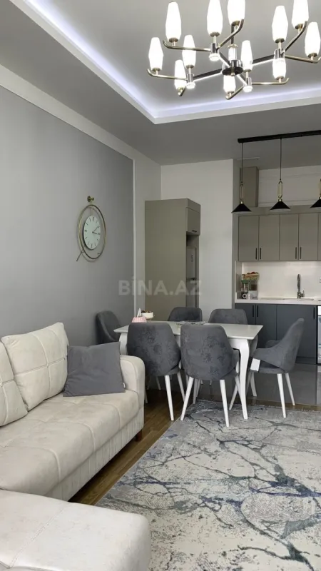 Satılır 2 otaqlı mənzil 80.5 m²
