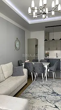 Satılır 2 otaqlı mənzil 80.5 m²