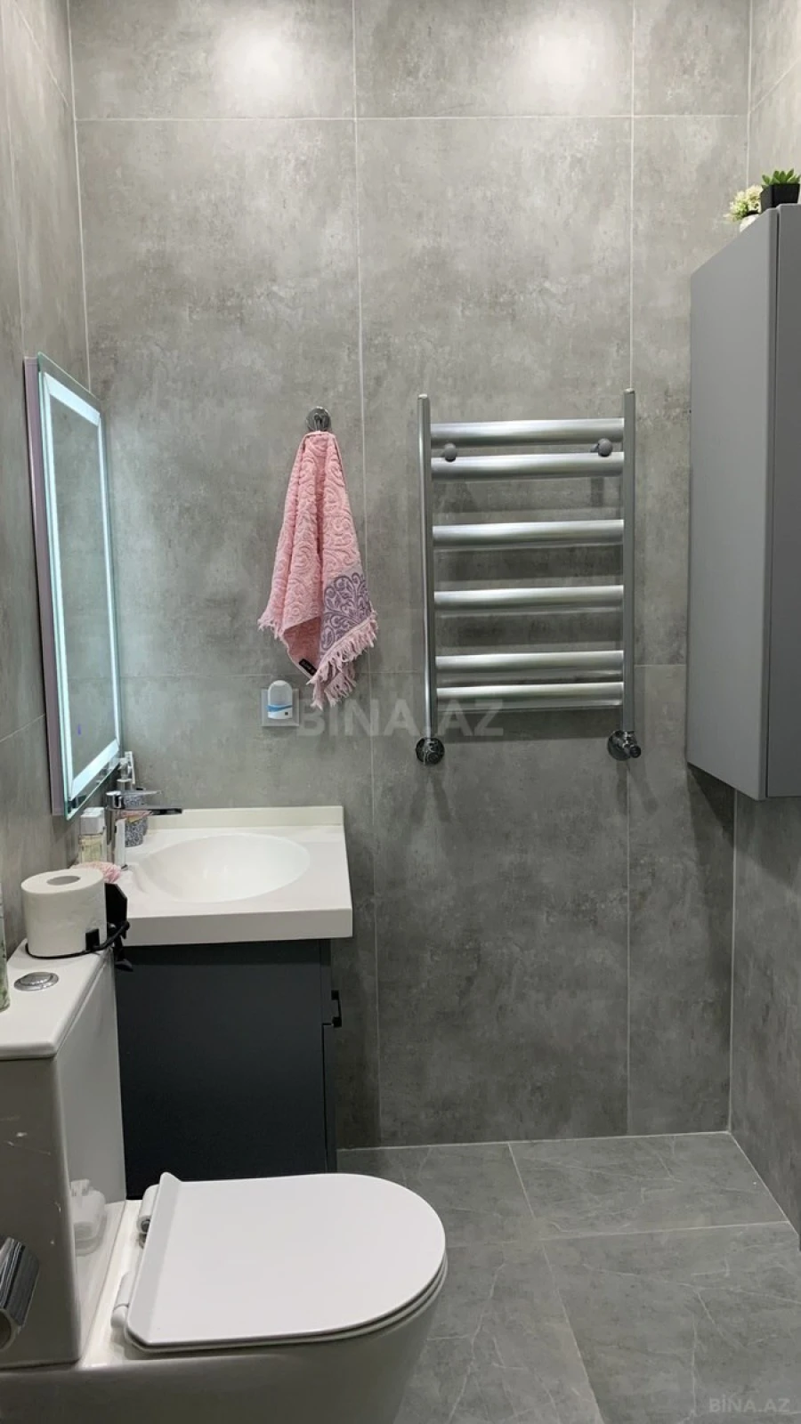 Satılır 2 otaqlı mənzil 80.5 m²