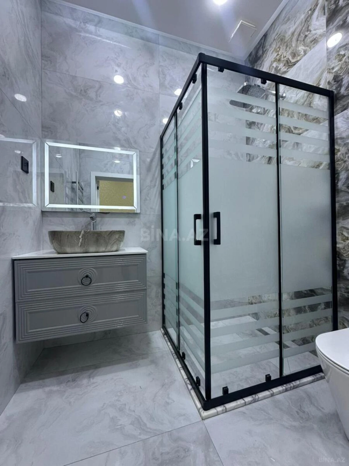 Satılır 4 otaqlı həyət evi 170 m²