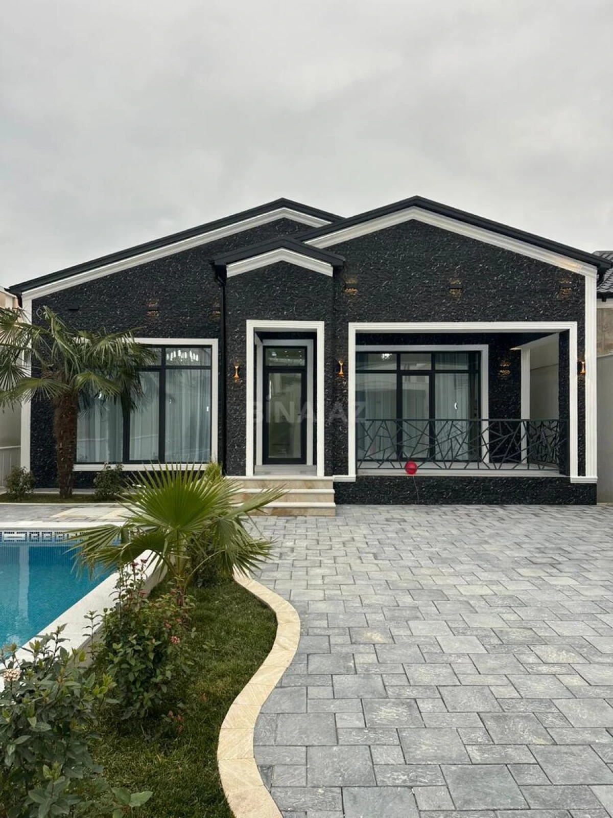 Satılır 4 otaqlı həyət evi 170 m²