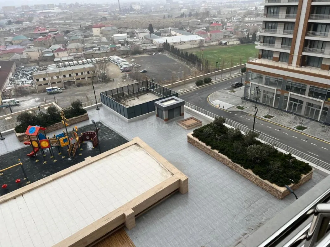 Satılır 3 otaqlı mənzil 190 m²