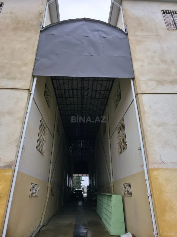 Satılır obyekt 2300 m²