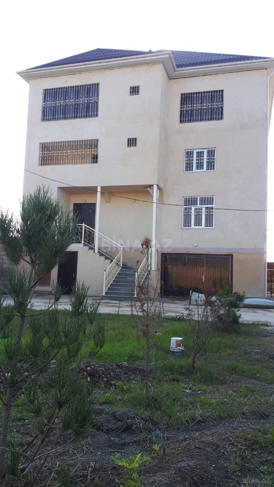 Satılır obyekt 2300 m²