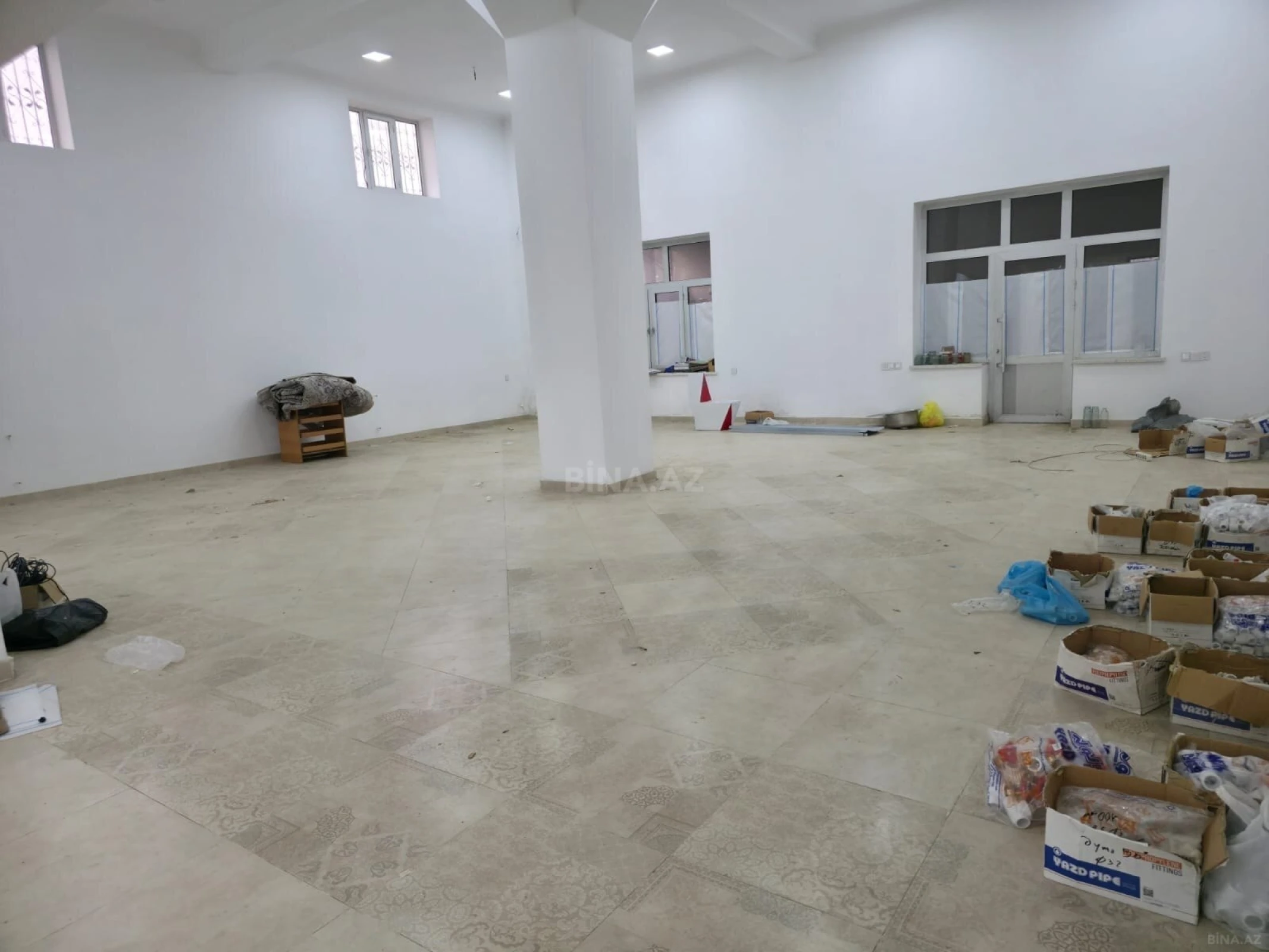 Satılır obyekt 2300 m²