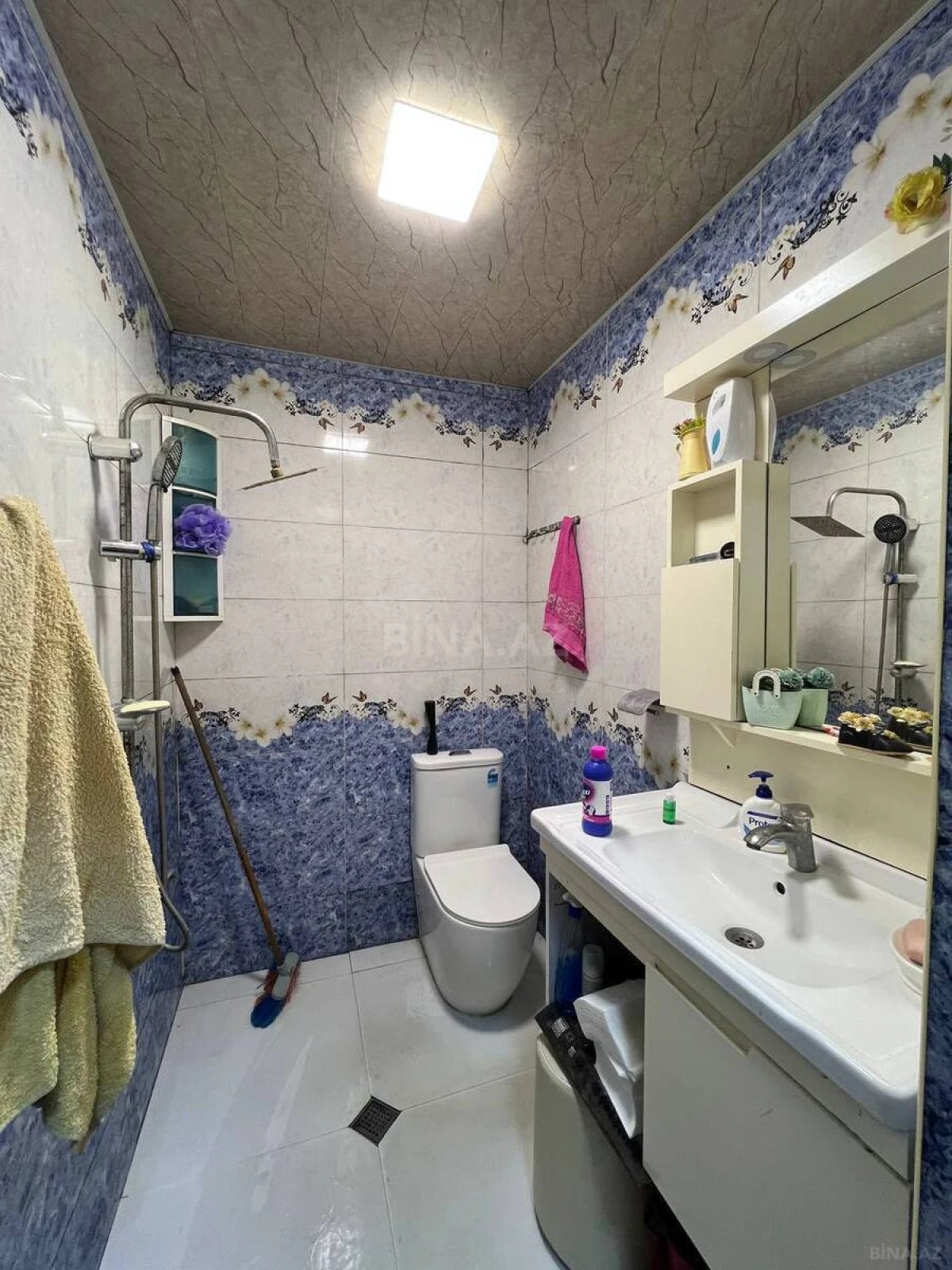 Satılır 2 otaqlı mənzil 60 m²