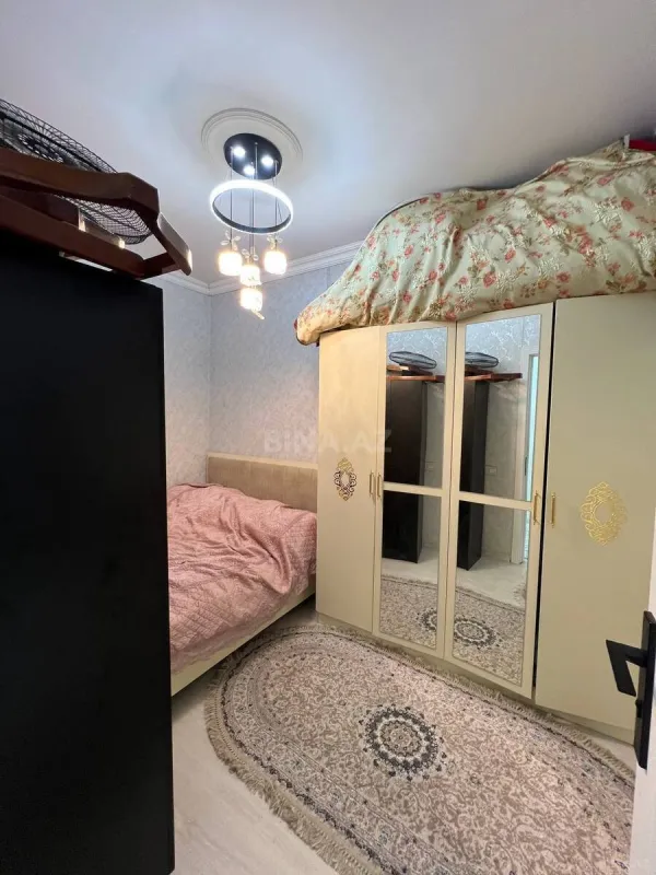 Satılır 2 otaqlı mənzil 60 m²