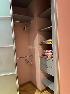 Satılır 3 otaqlı mənzil 140 m²