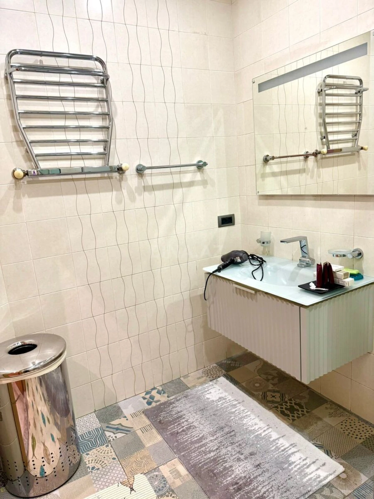 Satılır 3 otaqlı mənzil 140 m²