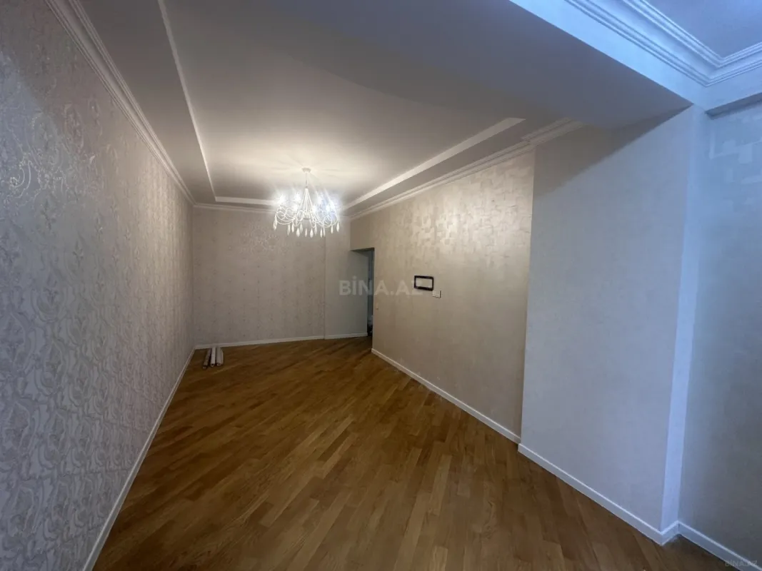 Kirayə verilir 2 otaqlı mənzil 75 m²