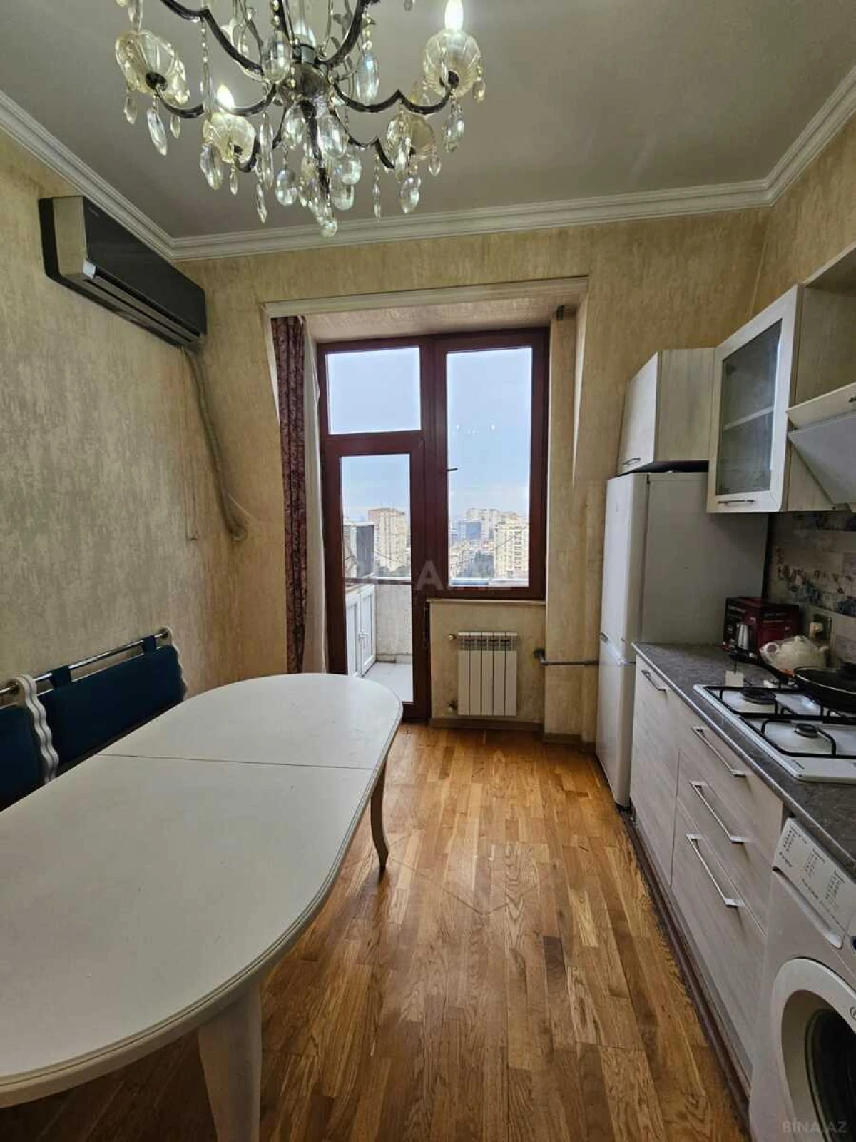 Satılır 2 otaqlı mənzil 55 m²