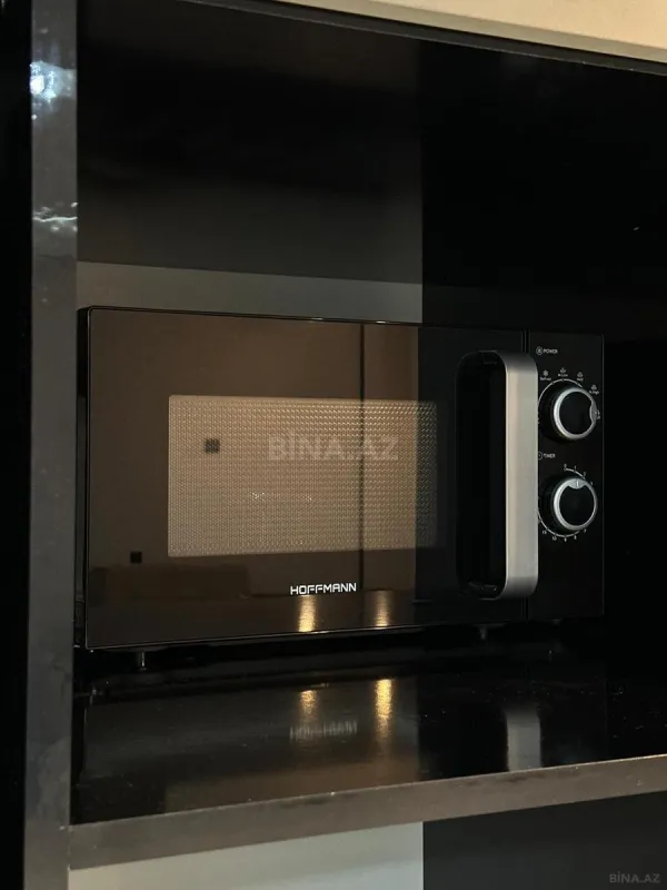 Kirayə verilir 3 otaqlı mənzil 130 m²