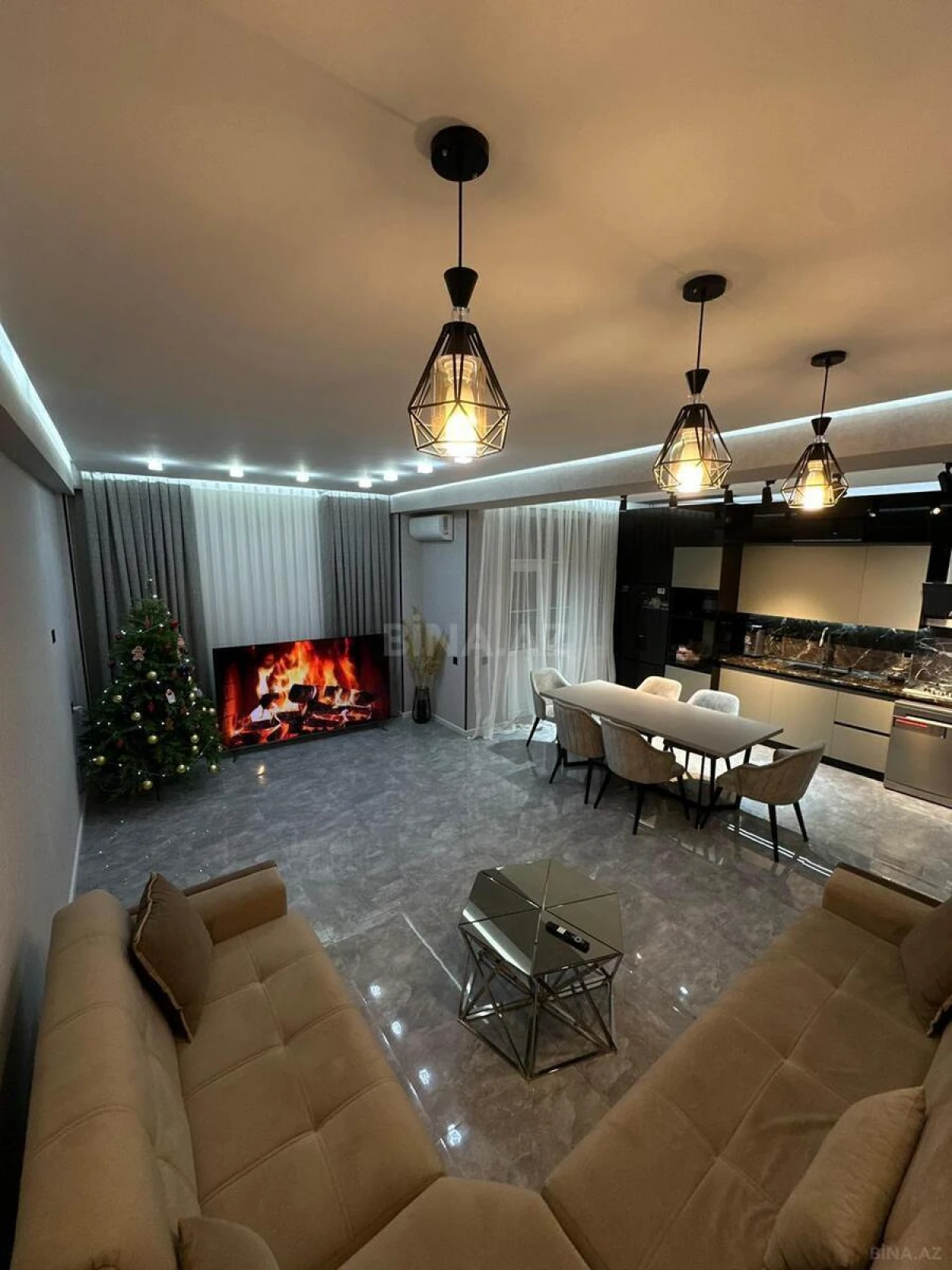 Kirayə verilir 3 otaqlı mənzil 130 m²