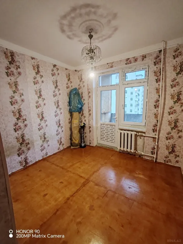 Satılır 3 otaqlı mənzil 72 m²