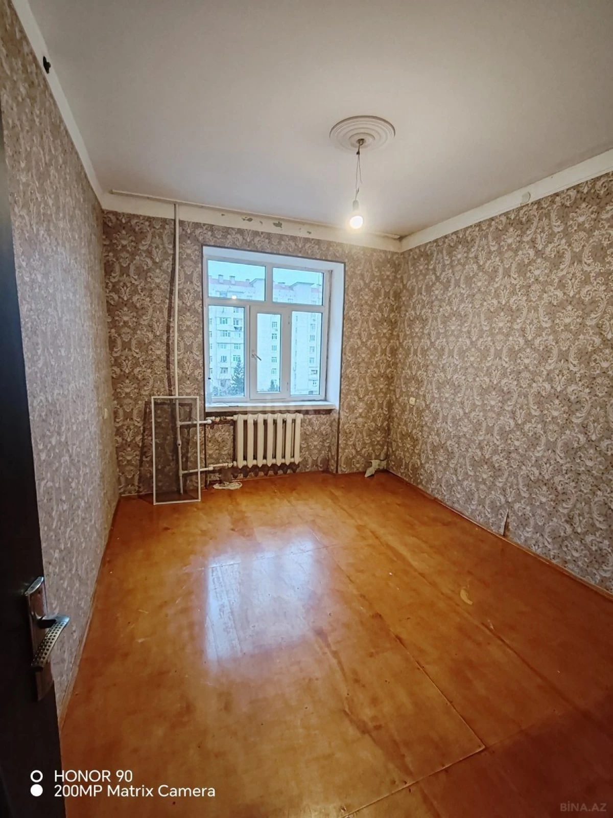 Satılır 3 otaqlı mənzil 72 m²
