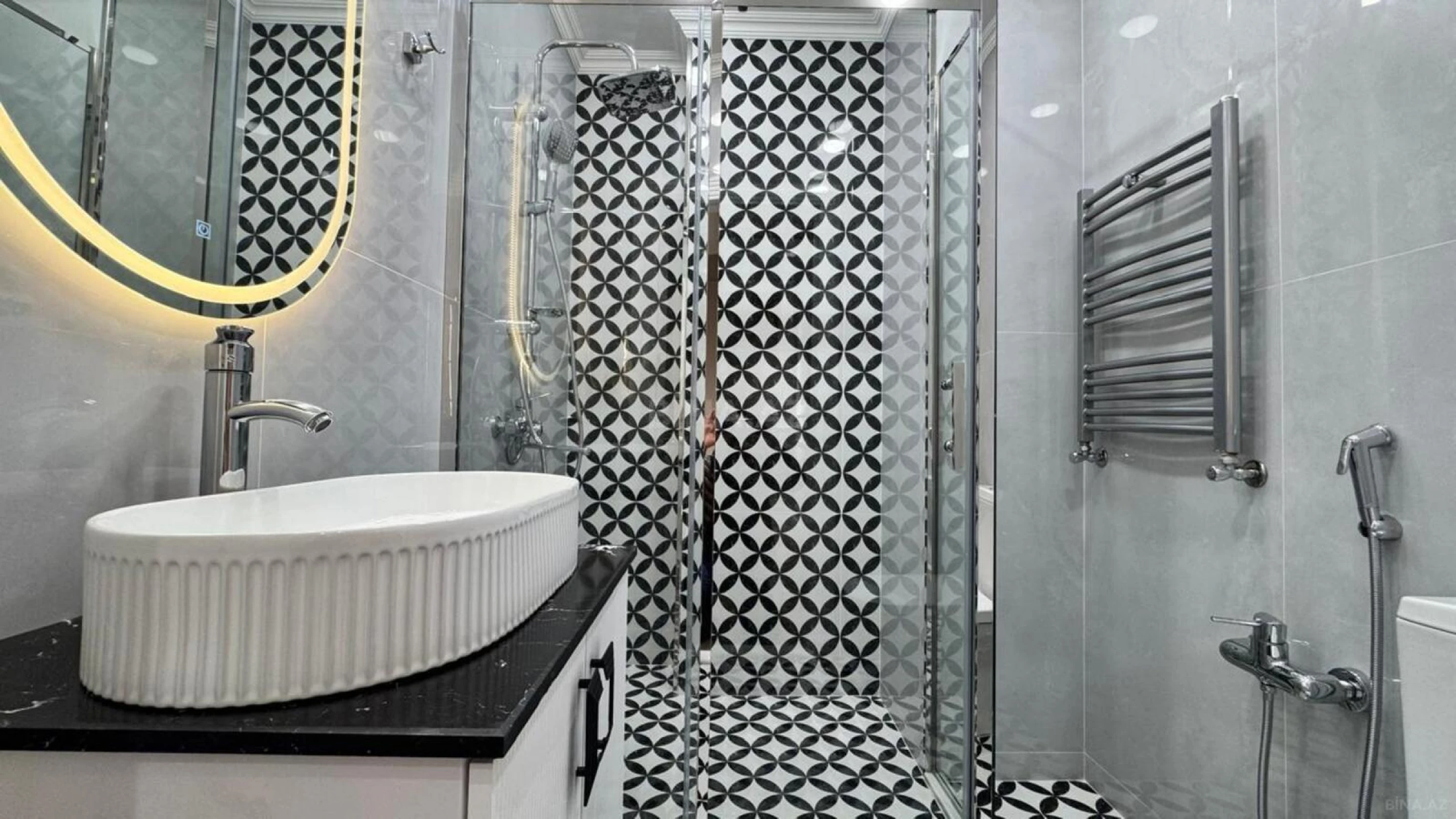 Satılır 2 otaqlı mənzil 55 m²