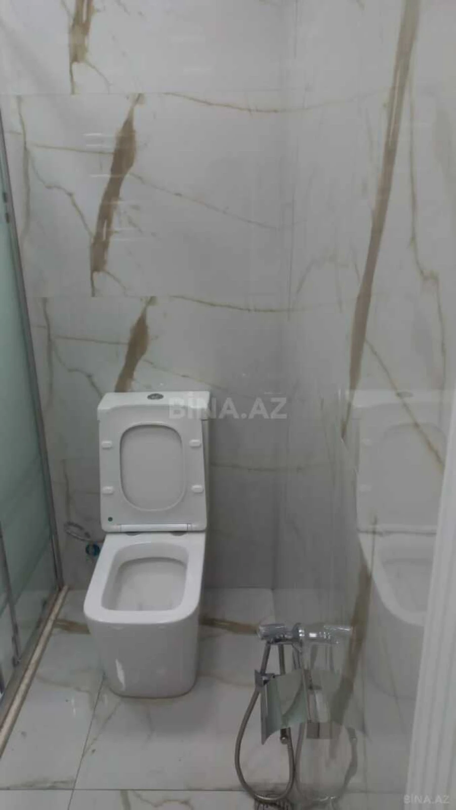 Kirayə verilir 2 otaqlı mənzil 75 m²