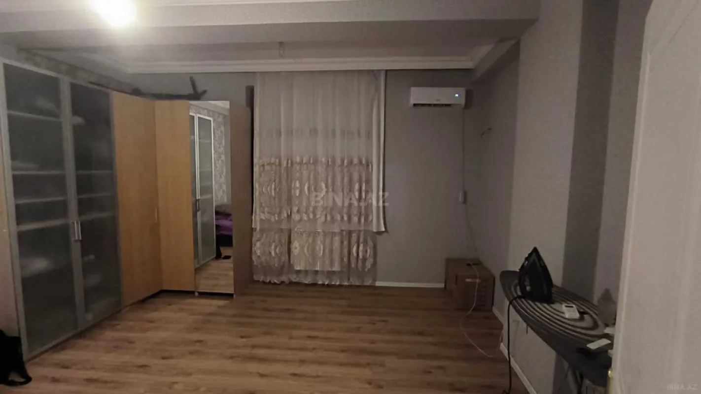 Satılır 3 otaqlı mənzil 105 m²