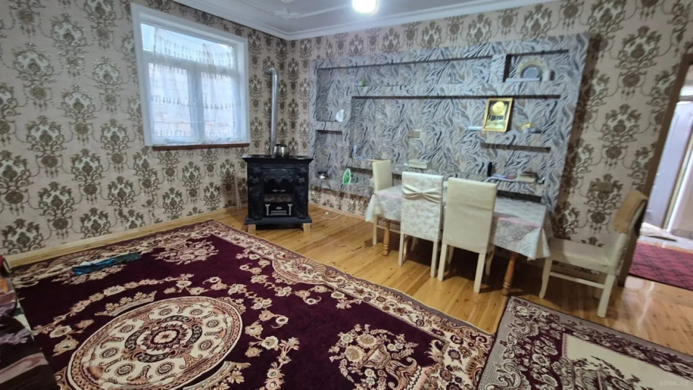 Satılır 4 otaqlı həyət evi 120 m²