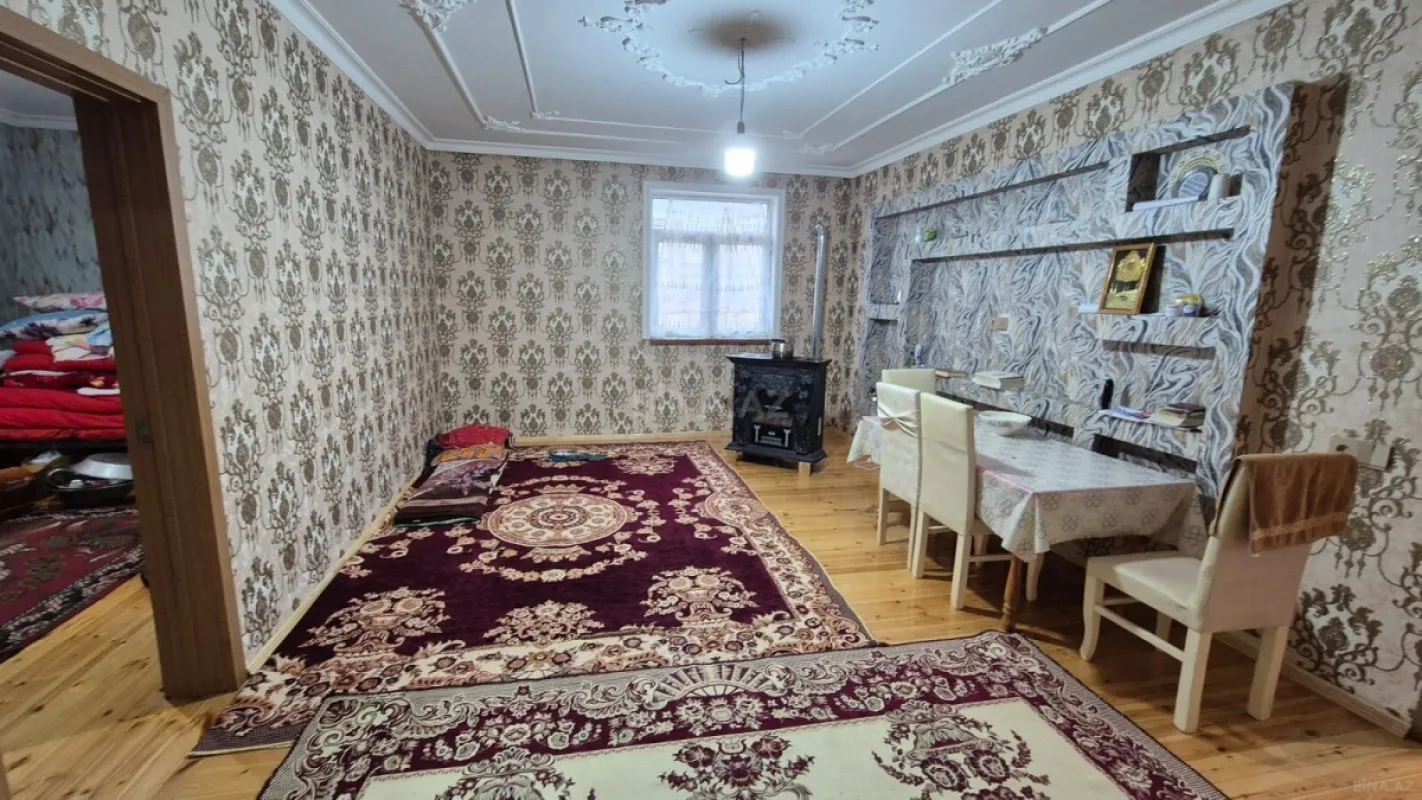 Satılır 4 otaqlı həyət evi 120 m²
