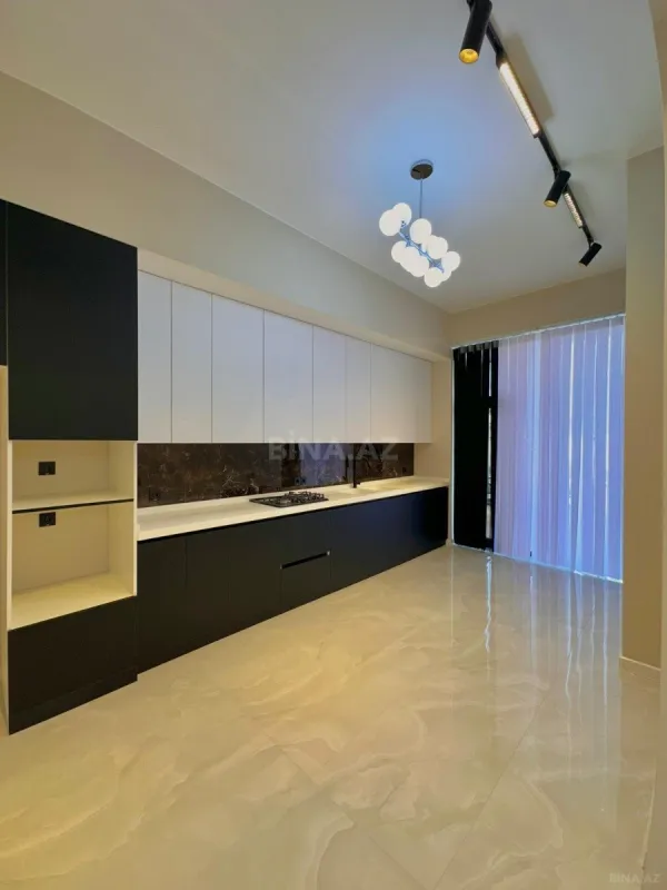 Satılır 4 otaqlı həyət evi 170 m²