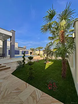 Satılır 4 otaqlı həyət evi 170 m²