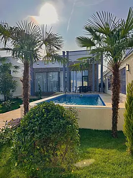 Satılır 4 otaqlı həyət evi 170 m²