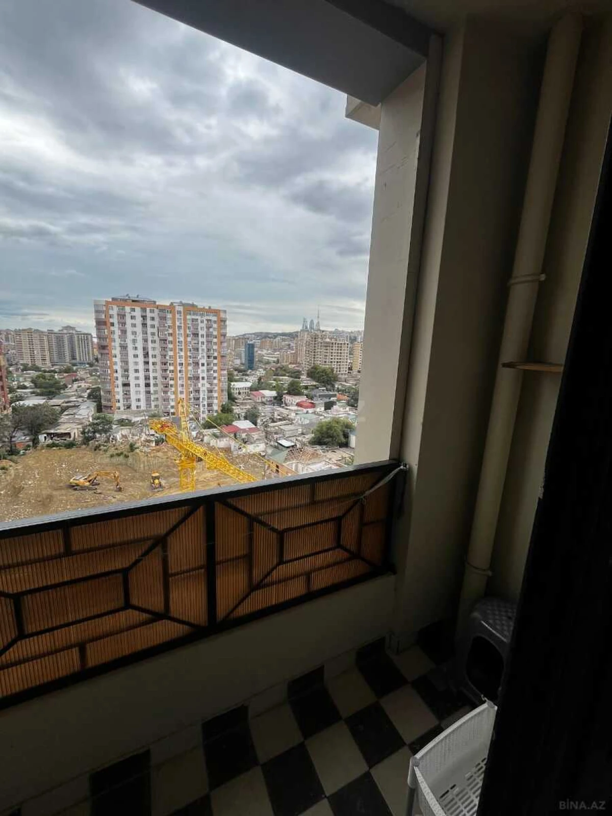Kirayə verilir 2 otaqlı mənzil 60 m²