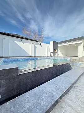 Satılır 3 otaqlı həyət evi 150 m²