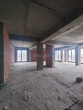 Satılır 4 otaqlı mənzil 172.8 m²