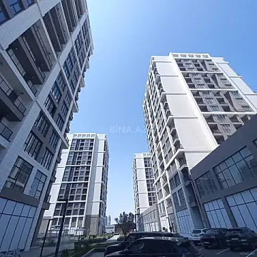 Satılır 4 otaqlı mənzil 172.8 m²