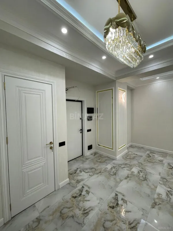 Kirayə verilir 2 otaqlı mənzil 111 m²
