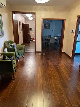 Kirayə verilir 4 otaqlı mənzil 193 m²