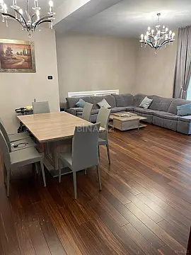 Kirayə verilir 4 otaqlı mənzil 193 m² — Bakı, Nərimanov 4 otaq 193.00 m²