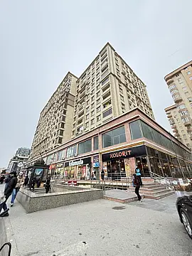 Satılır 2 otaqlı mənzil 57 m² — Bakı, İnşaatçılar 2 otaq 57.00 m²