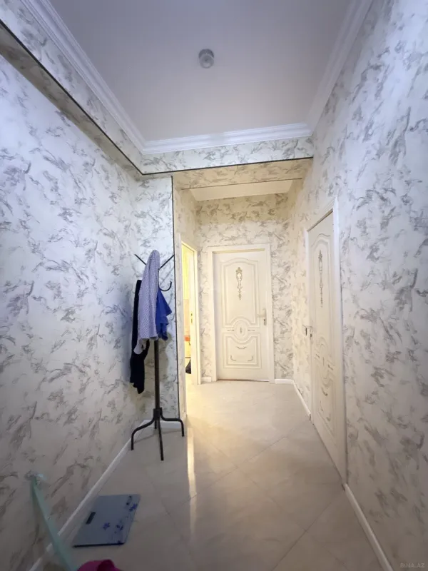 Satılır 2 otaqlı mənzil 57 m²