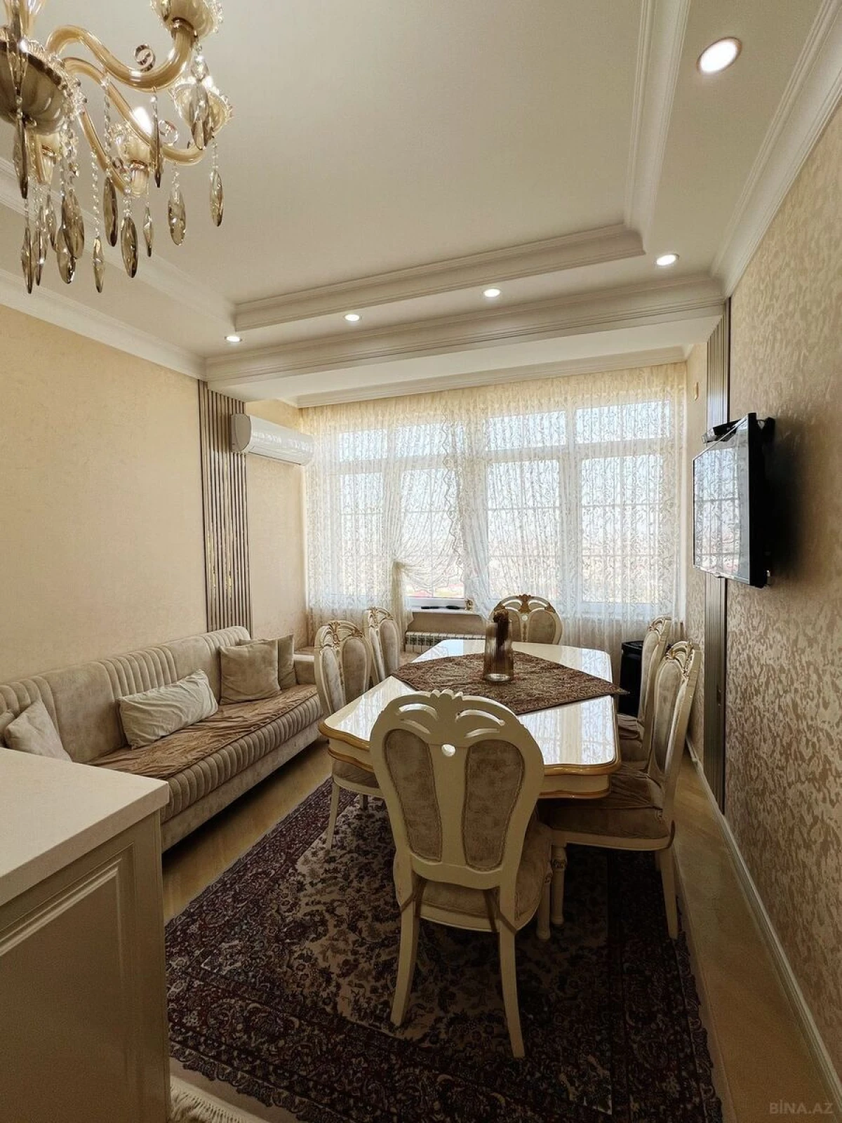 Satılır 3 otaqlı mənzil 95 m²