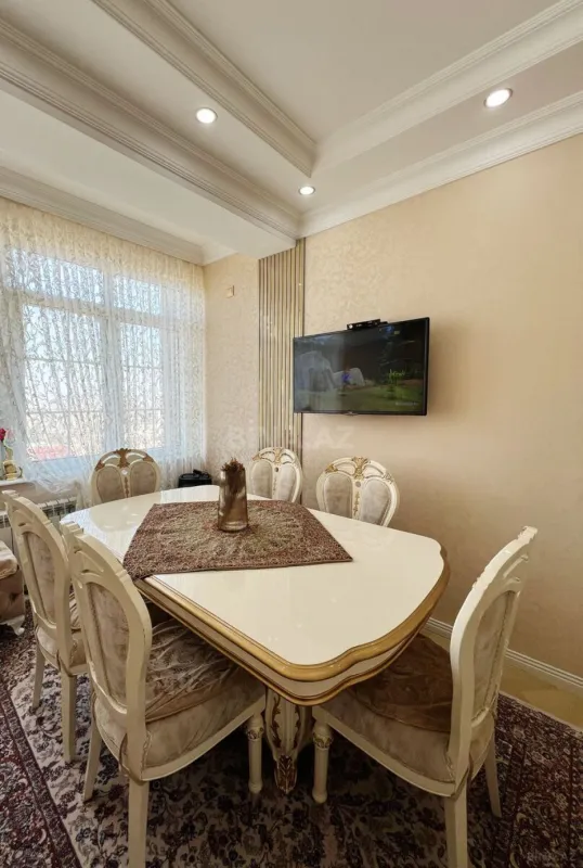 Satılır 3 otaqlı mənzil 95 m²