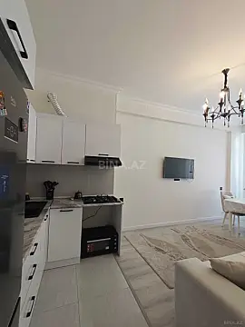 Kirayə verilir 2 otaqlı mənzil 50 m²