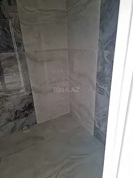 Satılır 4 otaqlı mənzil 205 m²