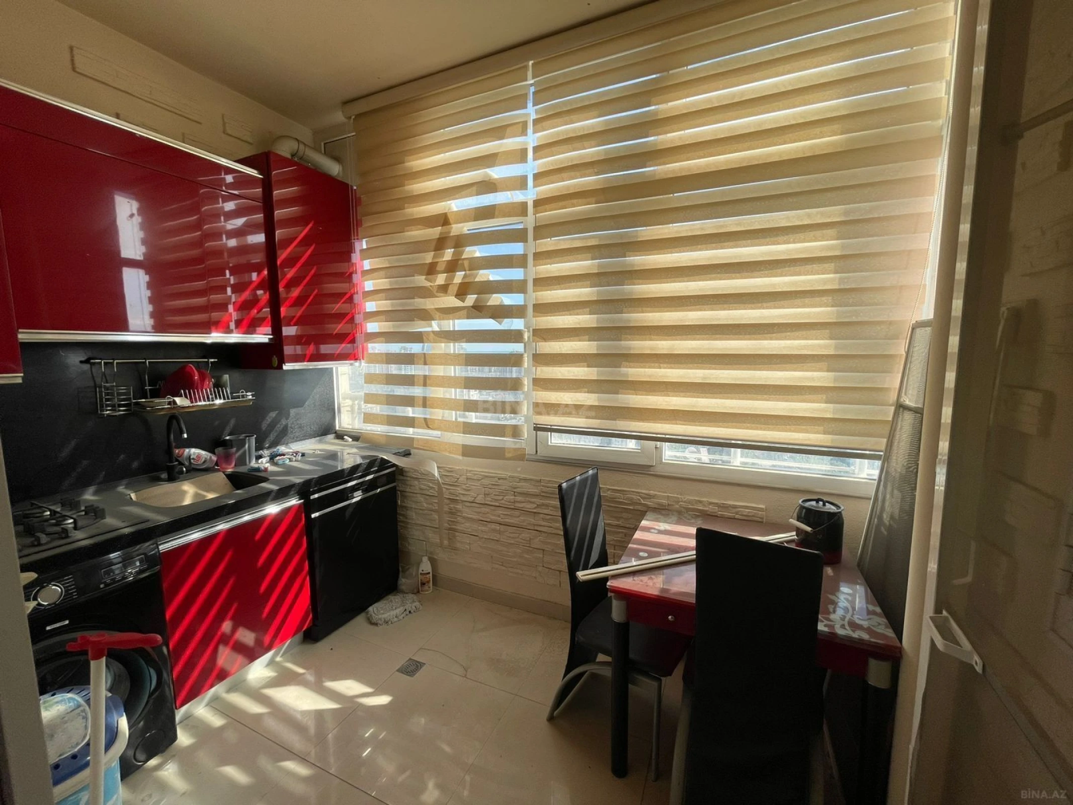 Kirayə verilir 3 otaqlı mənzil 131 m²