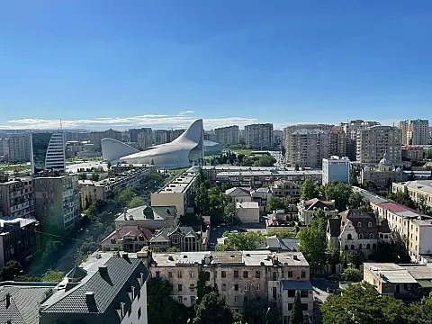 Kirayə verilir 3 otaqlı mənzil 131 m² — Bakı, Nərimanov 3 otaq 131.00 m²