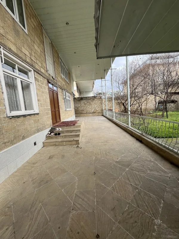 Kirayə verilir 2 otaqlı həyət evi 100 m²