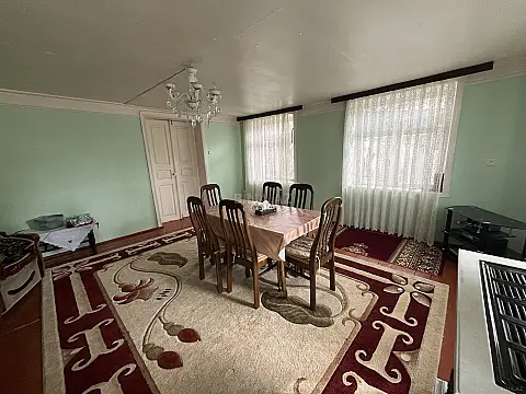 Kirayə verilir 2 otaqlı həyət evi 100 m²