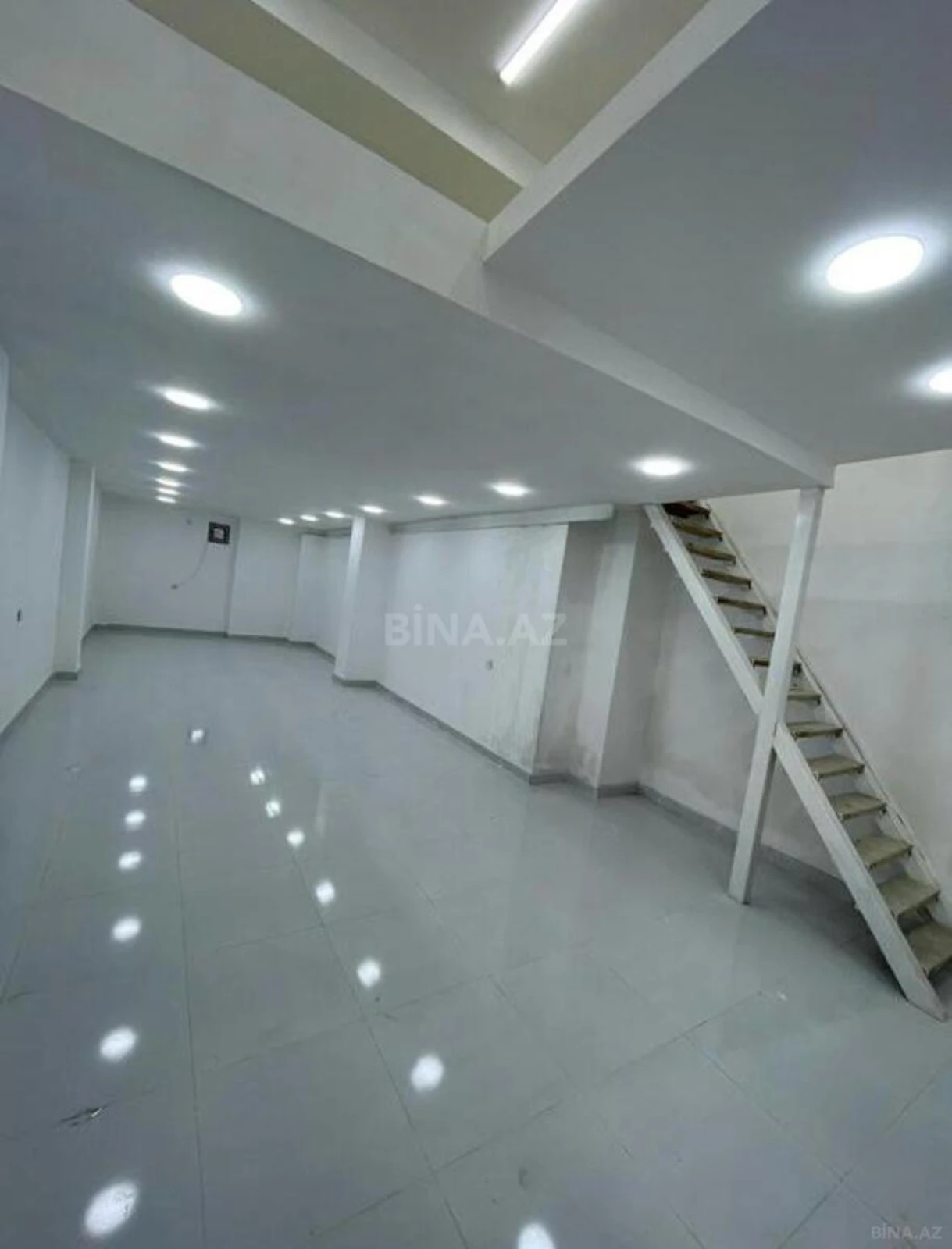 Kirayə verilir obyekt 110 m²