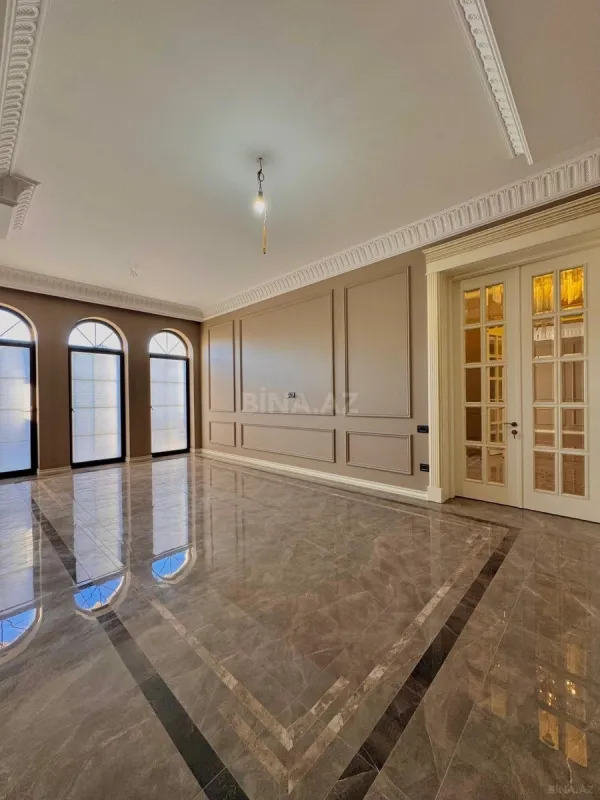 Satılır 4 otaqlı həyət evi 240 m²